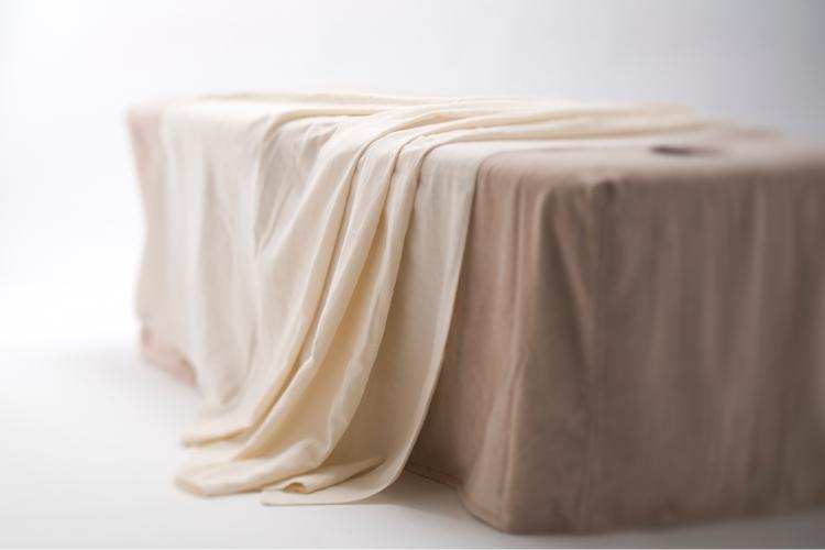 優れた耐久性と心地よいふんわり感を両立させる高度な製造技術